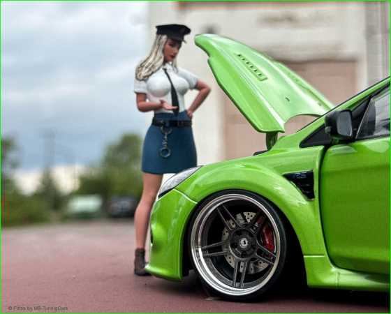 1:18 Police Girl - Handgemacht - 3D - Unikate -